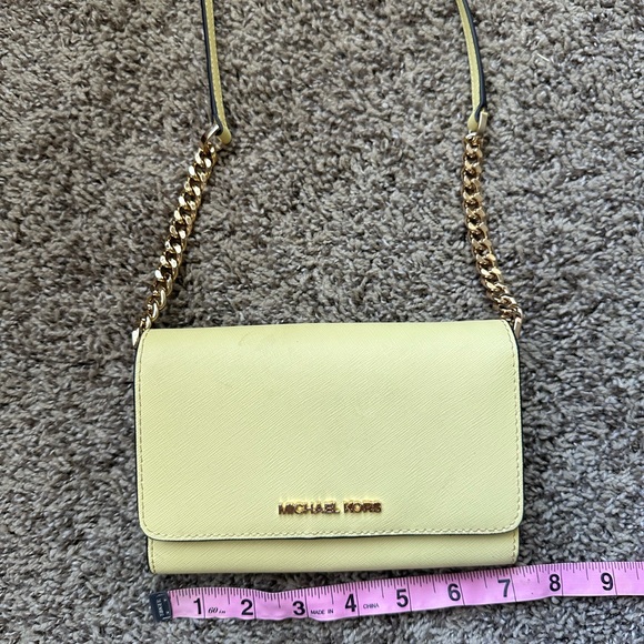 Michael Kors Bag Wallet On A Chain Jet Set Crossbody Yellow Leather Gold Chain - Picture 10 of 10